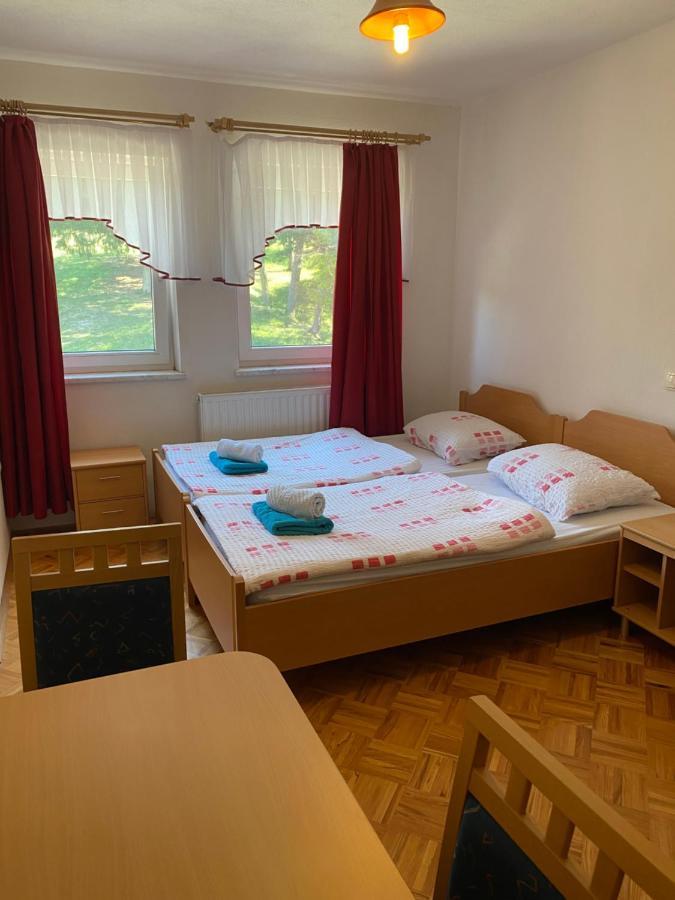 Kmetija Knavs Villa Nova Vas  Buitenkant foto